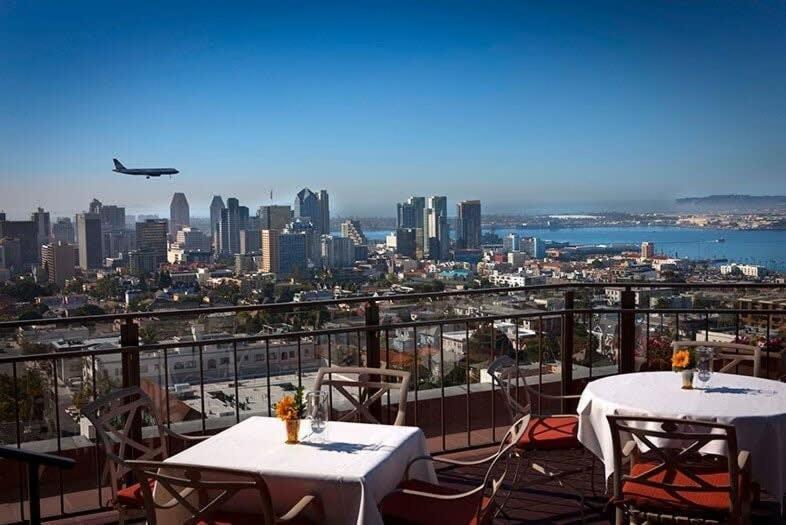 Bright And Trendy 2-Story Bankers Hill Condo San Diego Buitenkant foto